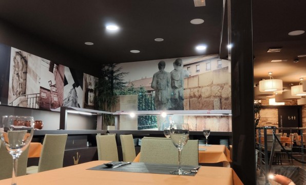 Exposición Colectiva de Pintura Hotel Rey Sancho***