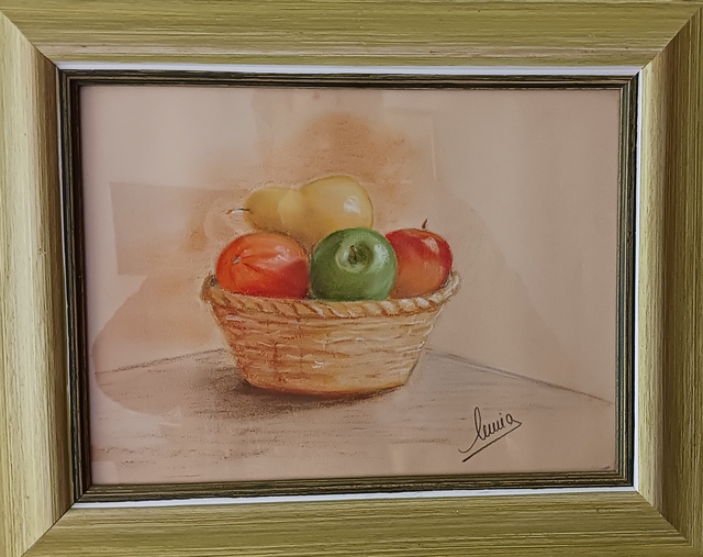 Cesto con fruta